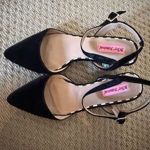 Betsey Johnson Mules